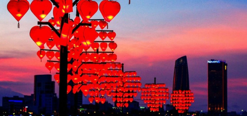 Love Bridge in Da Nang