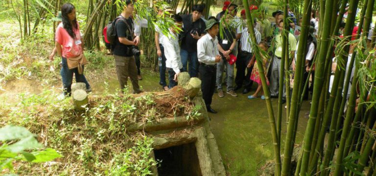 dong-hoi-phong-nha-paradise-hue-hoi-an-3-days-2-nights-3