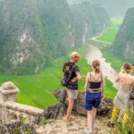 mua cave in ninh binh